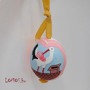   Húsvéti tojás, dekoráció kézi festés valódi tojásból (gólya babával, szivek)