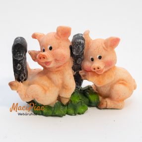   Kerámia szilveszteri malacok lópatkóval játszanak figura, dekoráció, nipp