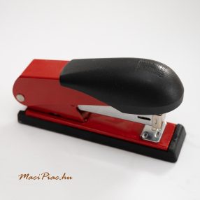   Fémből készült tűzőgép, piros szinű Classic 24/6+26/6 7500 12 mm