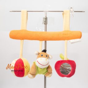   Plüss játék babakocsira, hordozóra, kiságyra babáknak zörög a labda, almában bébi tükör van Playshocs