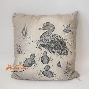   Vadkacsa család mintás vintage hatású párna, díszpárna pamut tokkal