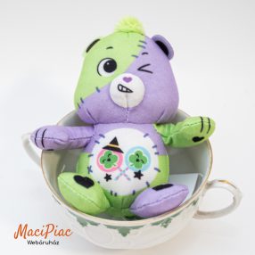   Mc donalds plüss figura, maci 2025 (lila-zöld) Gondos Bocsok (Care Bears) karakterek patchwork, azaz foltvarrás stílusú Halloweeni kiadás Good Luck Bear (Szerencse Bocs) Share Bear (Osztozó bocs)