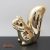 Arany színű porcelán mókus figura, nipp, dekoráció 