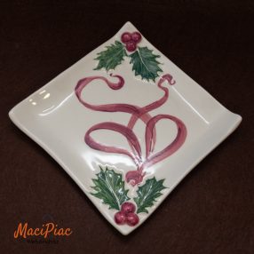   Karácsonyi porcelán tányér, tálka, kínáló, gyertyatartó dombor mintás