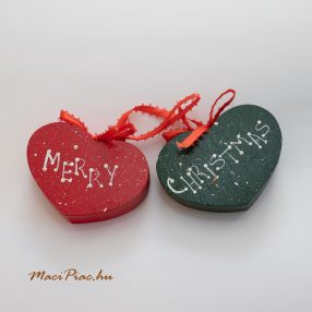   Szivek fából készült dekoráció Merry Christmas felirattal akasztható