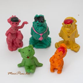   Színes lágy gumi figurák, mesehősök Frédi és Béni, avagy a két kőkorszaki szaki 1960. 5 db figura