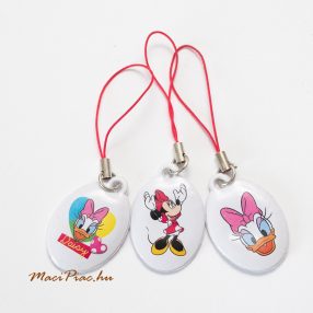   Disney medál akasztható kulcstartóra, táskára, cipzárra  3 db