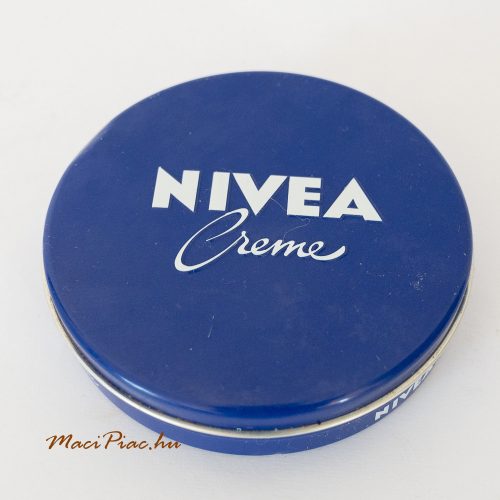 NIVEA Creme hidratáló krémes kerek fém doboz 75 ml