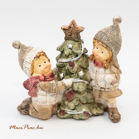   Vintage hatású kerámia szobor, figura gyerekek karácsonyfával, karácsonyi dekoráció, dísztárgy, nipp