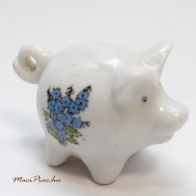   Porcelán szerencsehozó malac TAIWAN akasztható (kék virágcsokor mintás)