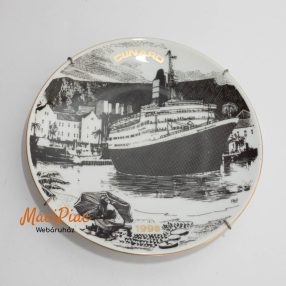   Porcelán fali dísztányér CUNARD QE2 PORSGRUND Captains Table Plate 1998 Qeen Elizabeth 2 Nagyon ritka! 