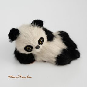 Állatszőrből készült panda